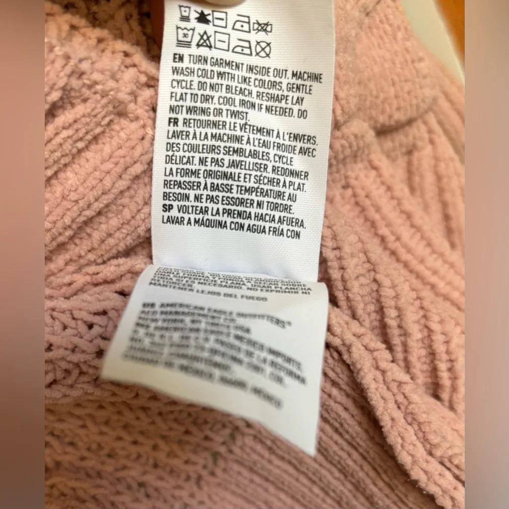 American Eagle Cardigan - Picture 5 of 5
